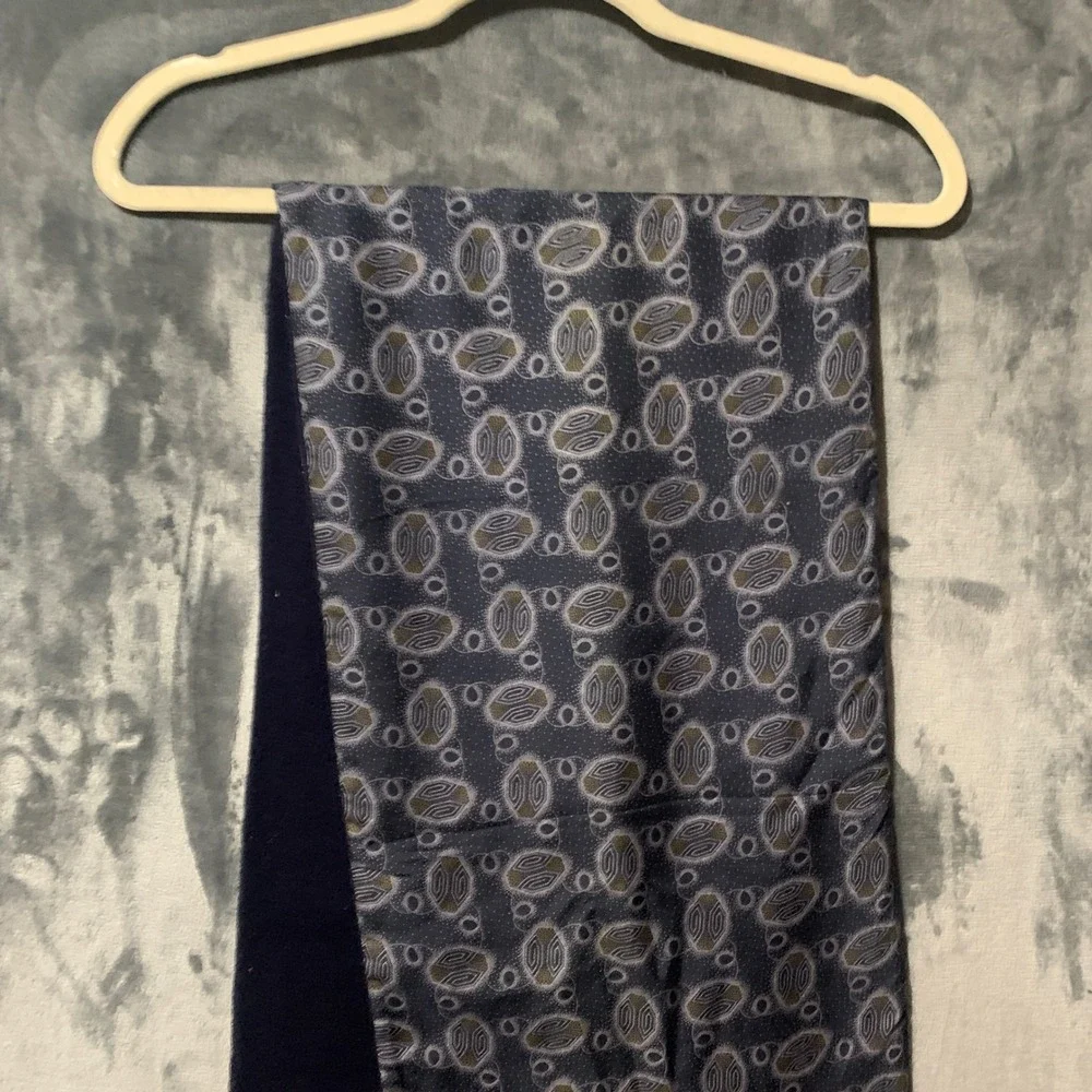 Barneys New York Scarf Mens Silk Wool Reversible Navy Blue Geometric Italy Made